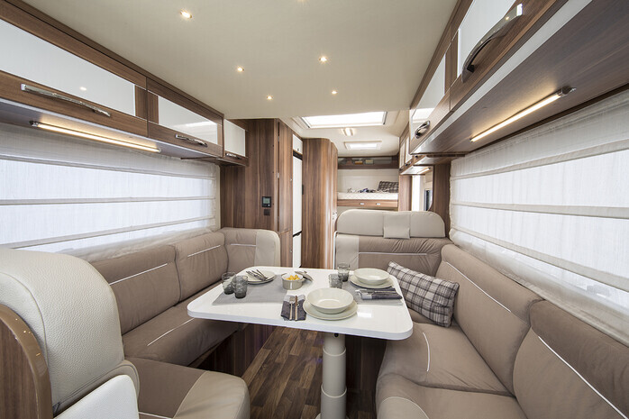 luxury 6 berth motorhome hire 2018 model 76939010 campanda co uk