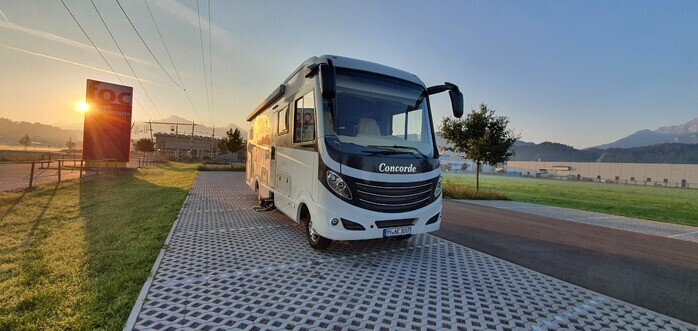 Concorde Charisma 900 L Campanda De