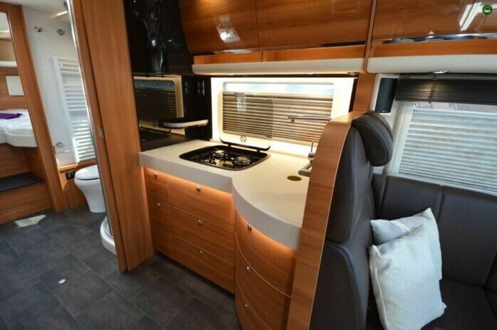 Concorde Charisma 900 L Campanda De